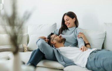 Photogenic people, relaxing at home.